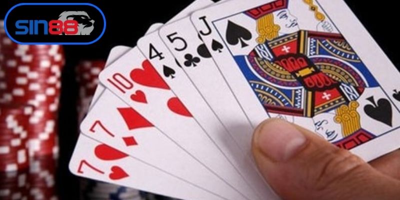 Tìm hiểu cách vận hành trò chơi bài liêng